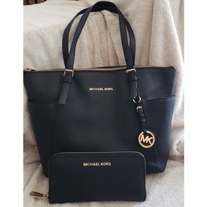 Michael Kors Jet Set Purse and Wallet